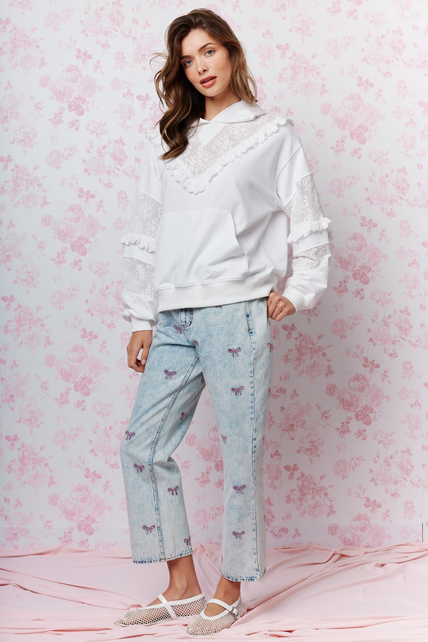 Embroidered Cropped Denim Jeans bring a playful twist to classic denim. Featuring a cropped length and all-over embroidered bow detail.