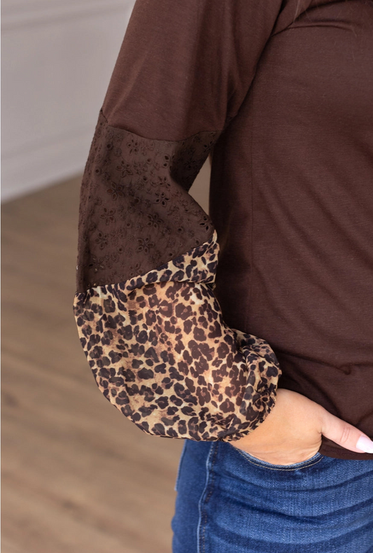 Ava Leopard Sleeve Top
