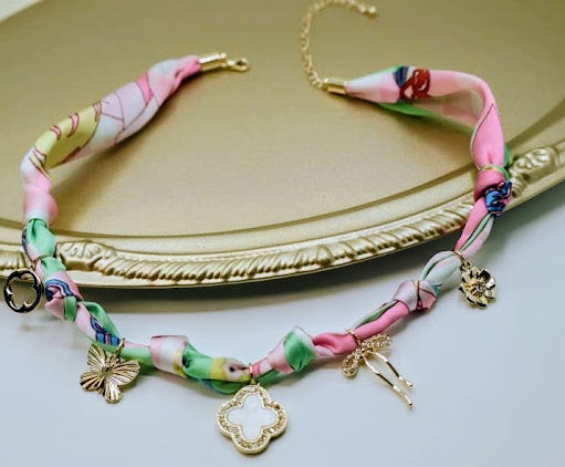 Divine Elegance Pearl & Quatrefoil Necklace