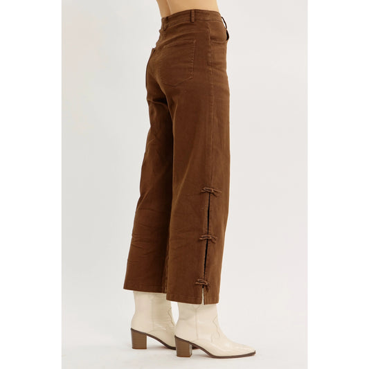 Brown Gold Side Bow Detail Pants are a perfect mix of casual comfort and stylish design.