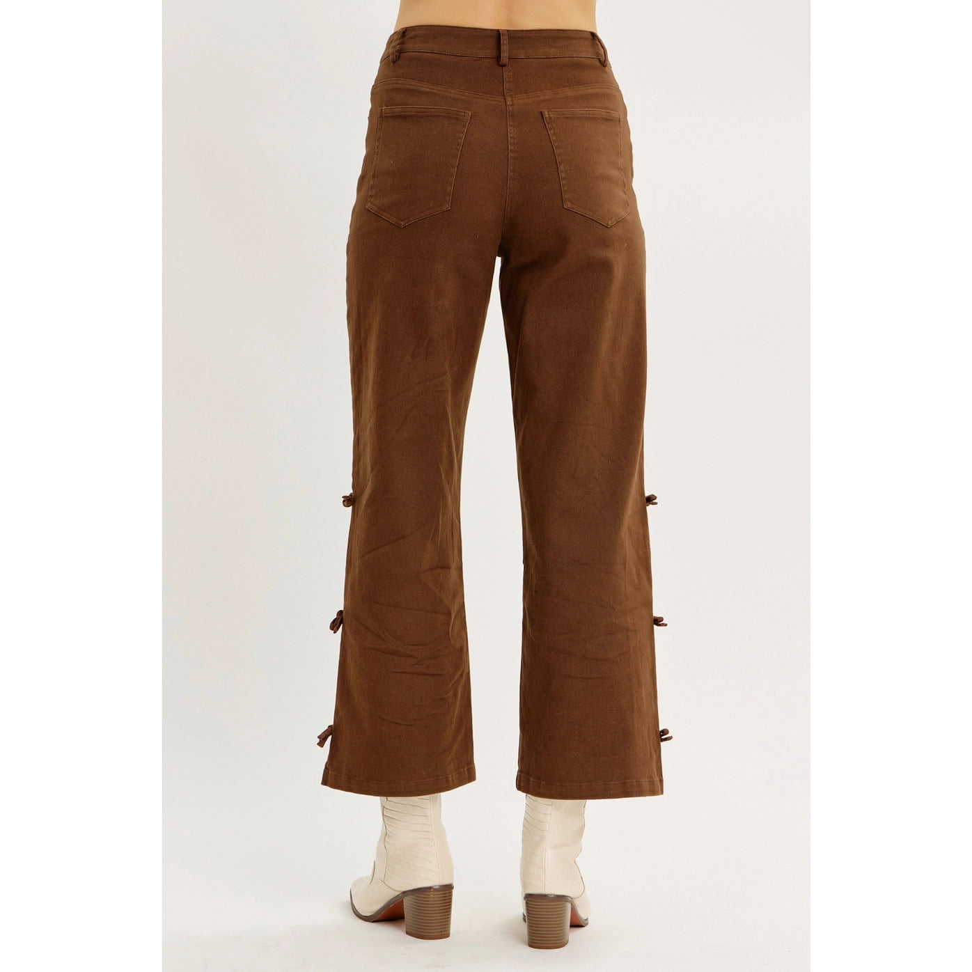 Brown Gold Side Bow Detail Pants are a perfect mix of casual comfort and stylish design.
