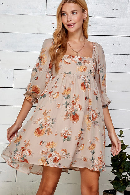Oatmeal Floral Chiffon Babydoll Dress is a charming and romantic piece perfect for daytime outings or special gatherings. Made from lightweight sheer chiffon fabric with a vintage floral print, this dress features a square neckline with elasticized shoulders.