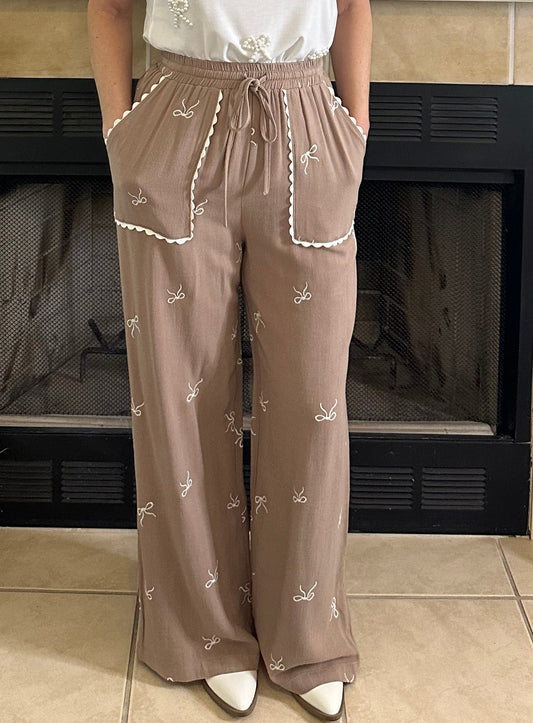 Erin Bow Embroidered Pants