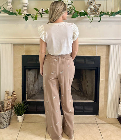 Erin Bow Embroidered Pants