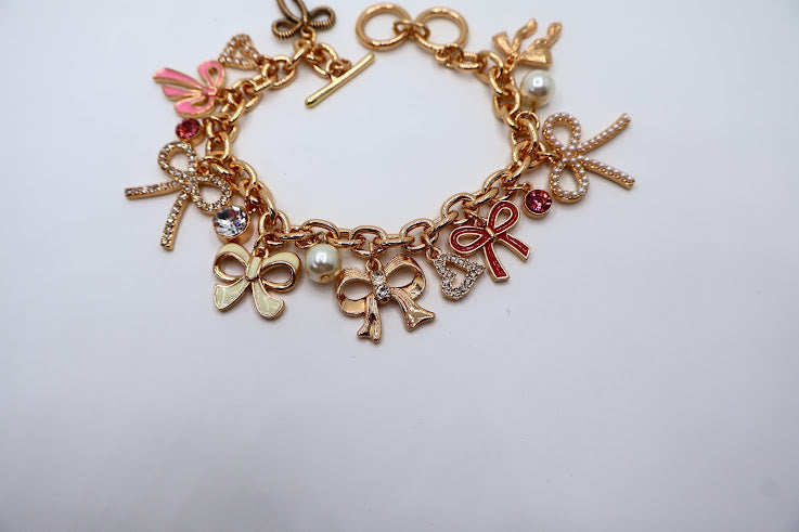 Charming Bow Bracelet