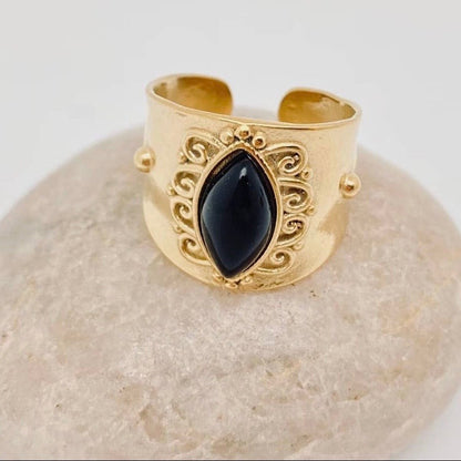 Soleil Noir Empress Ring