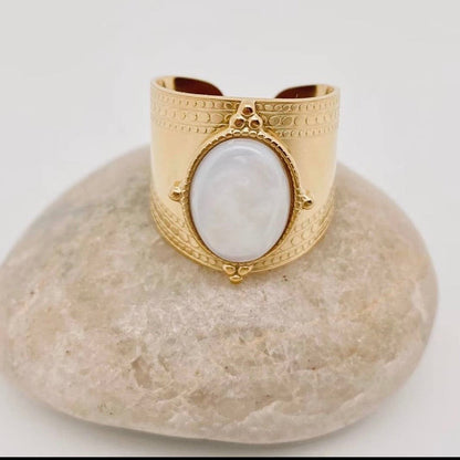 Ayra Moonlit Luxe Ring